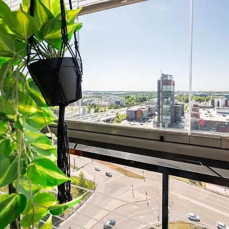 Stylish & Sunny Gem - 5*location - Balcony - Views *